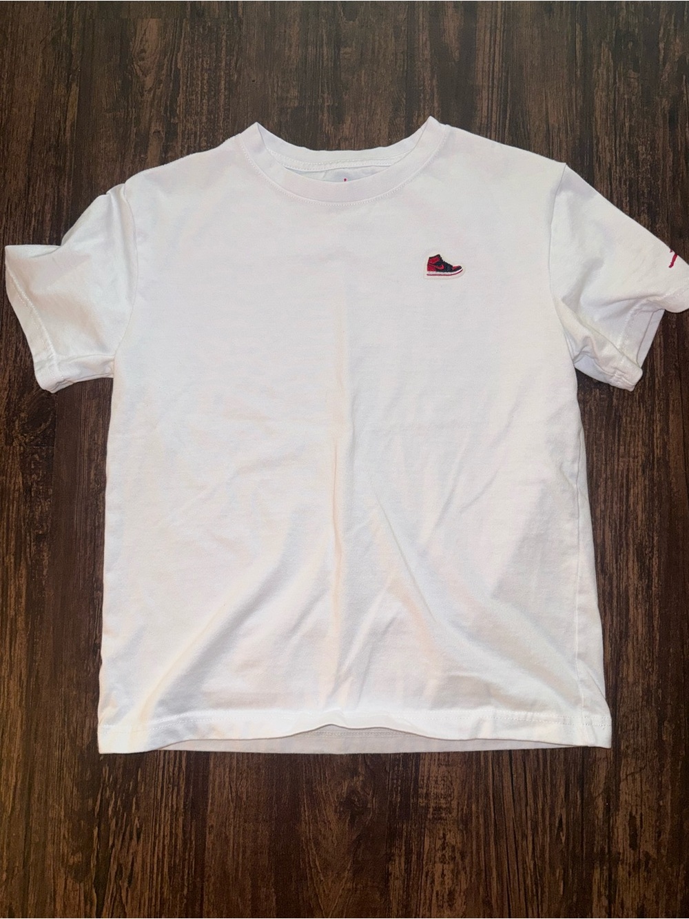 Kids M Jordan shirt (10-12)